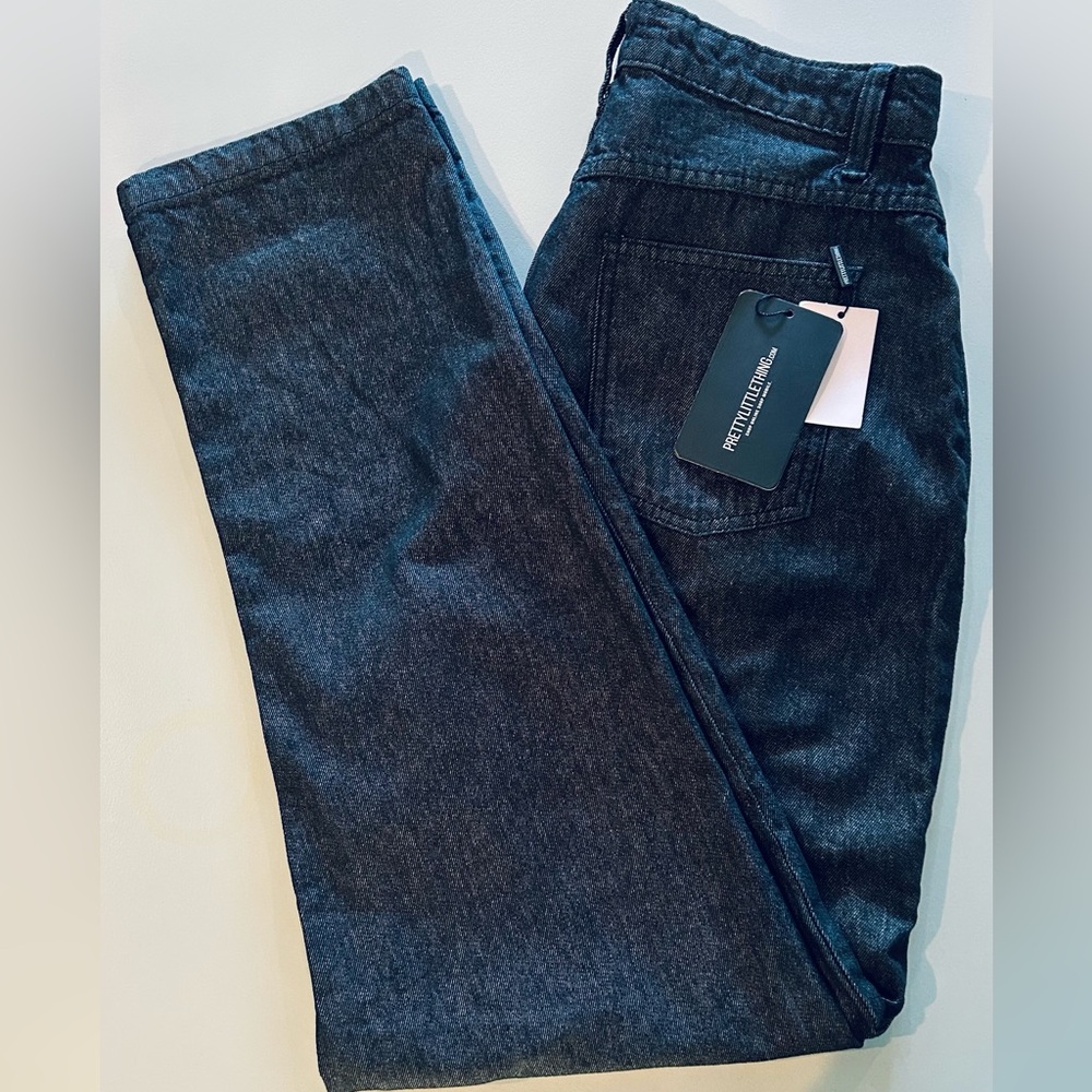 PrettyLittleThing mom jeans